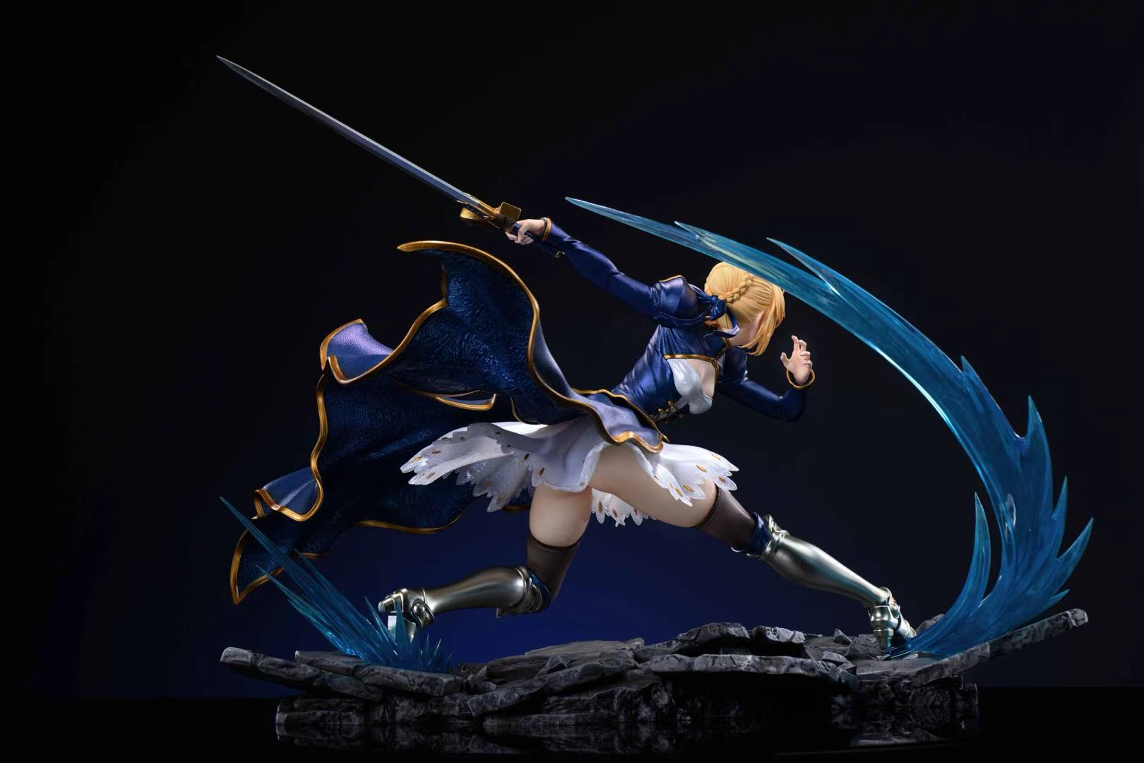 *Pre-order * Xpic Studio Fate Artoria Pendragon X Artoria Pendragon Alter Resin Statue