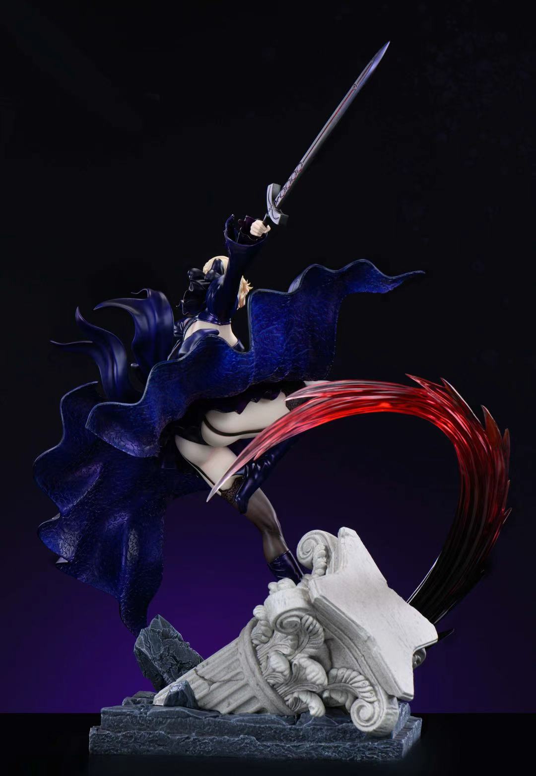 *Pre-order * Xpic Studio Fate Artoria Pendragon X Artoria Pendragon Alter Resin Statue