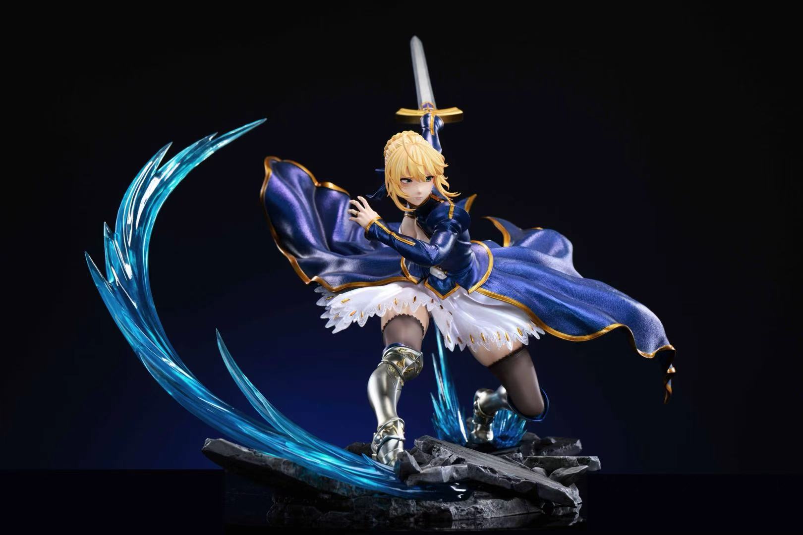 *Pre-order * Xpic Studio Fate Artoria Pendragon X Artoria Pendragon Alter Resin Statue