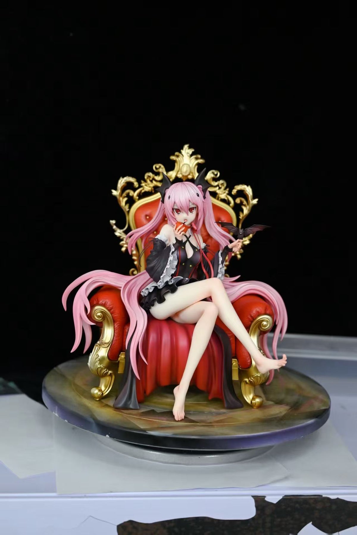 HuiMan Studio Krul Tepes statue alternate display